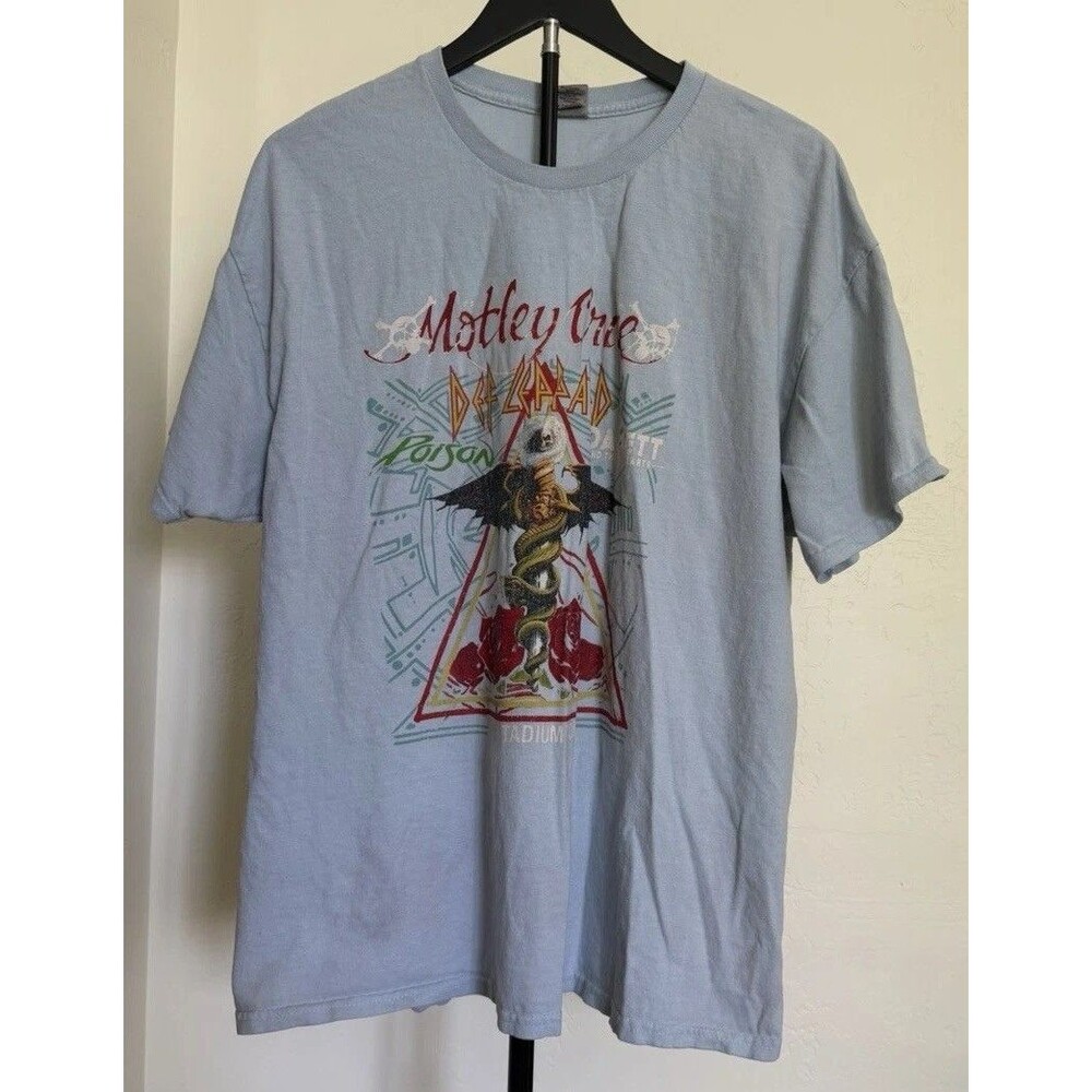 Motley Crue Stadium Tour Concert Tee Men's XL Def Leppard Joan Jett Poison 2022